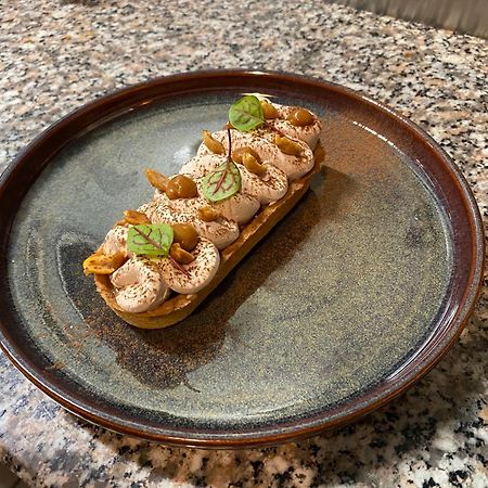Hotel Du Port Bar Restaurant Сарзо Екстериор снимка