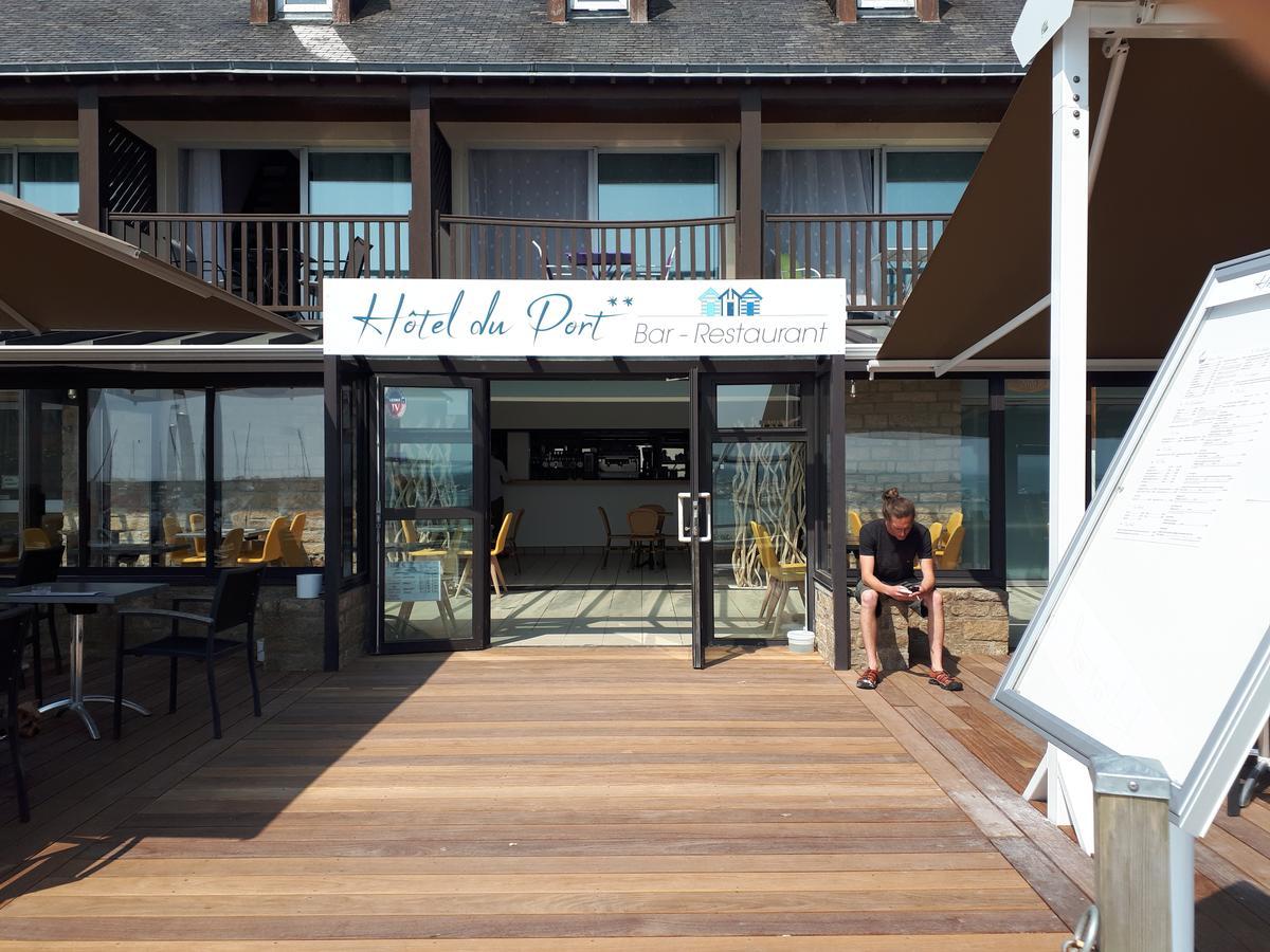Hotel Du Port Bar Restaurant Сарзо Екстериор снимка